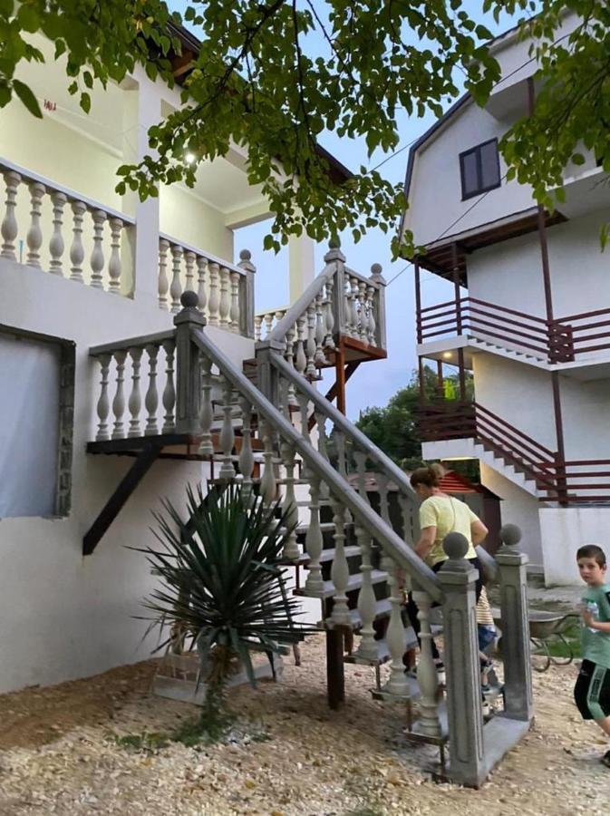 Гостевой Дом Tiма Hotel New Athos Exterior foto